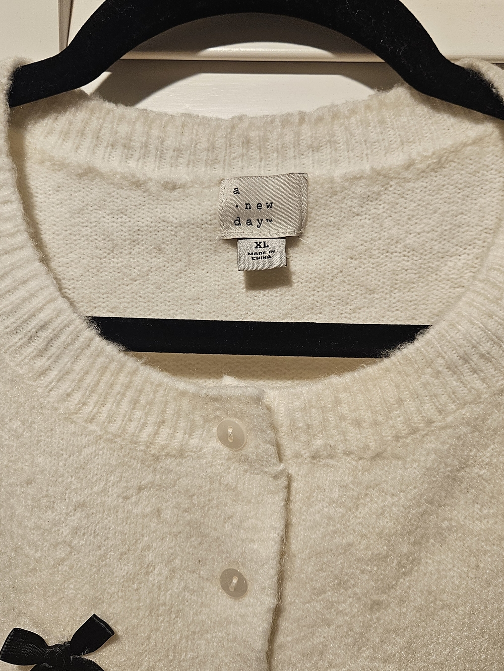A New Day Crop Bow Cardigan - Picture 3 of 4